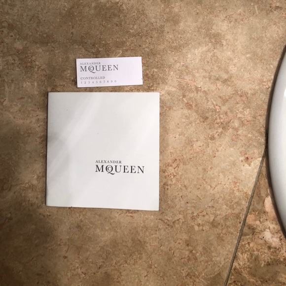 Alexander McQueen hand bag - Picture 7 of 12